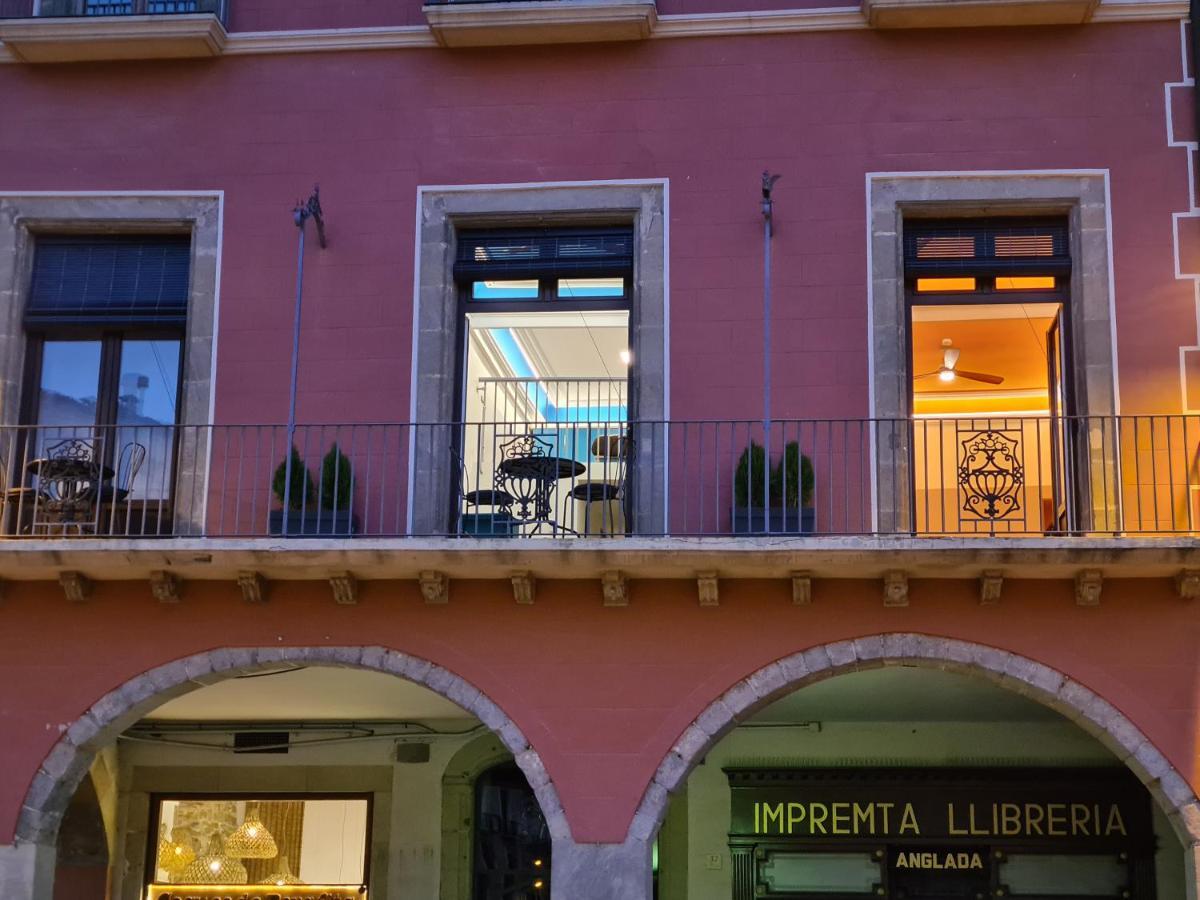 Apartaments Vicus 3 Con Vistas A La Plaza Mayor De Vic Esterno foto